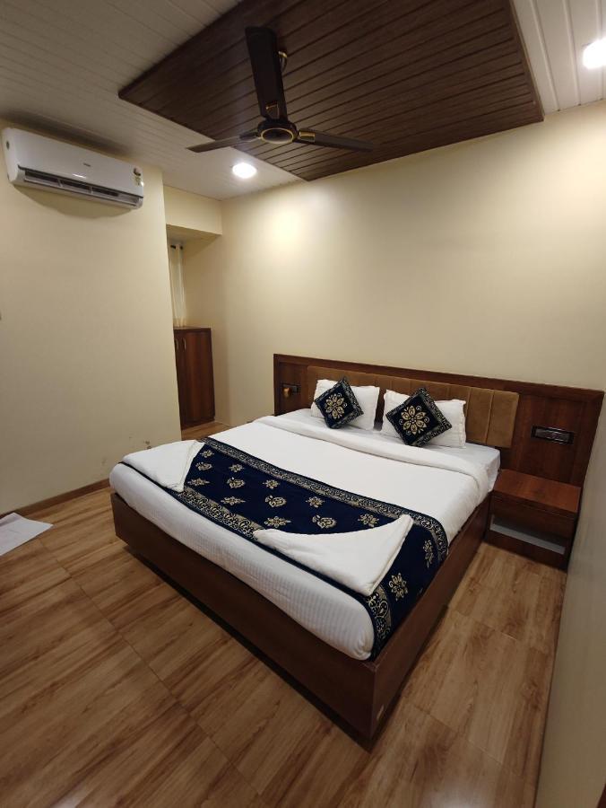 Hotel Starlit Navi Mumbai Exterior photo