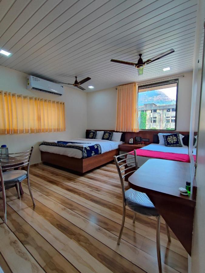 Hotel Starlit Navi Mumbai Exterior photo